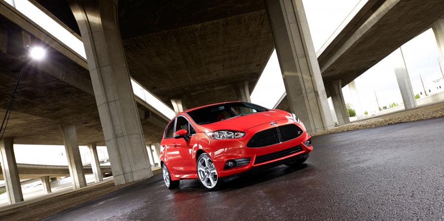  Ford Fiesta ST 2014 года  (US) (фото 12 из 78)
